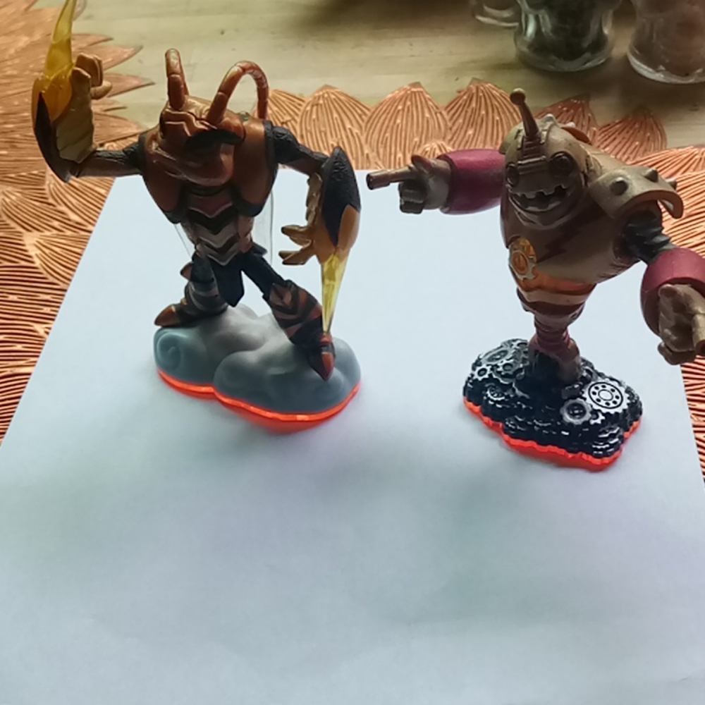 Skylanders Giants Figures